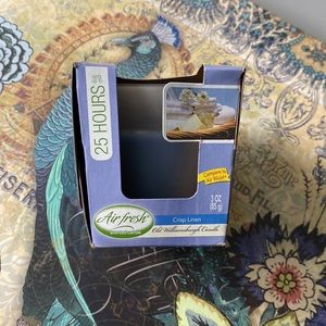 NIB 3oz Air Fresh Scented Candle in Crisp Linen
